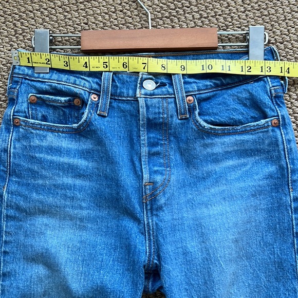 Levi’s Wedgie Jeans - Picture 6 of 11